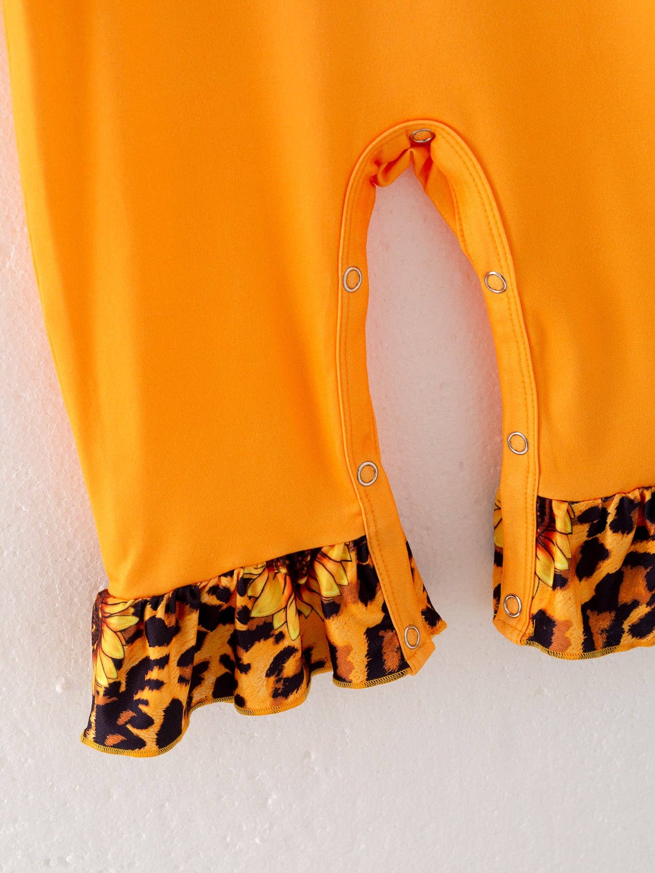 4 piece Baby Girl Autumn /Winter Letter Leopard OX O-neck Ruffle Romper Set