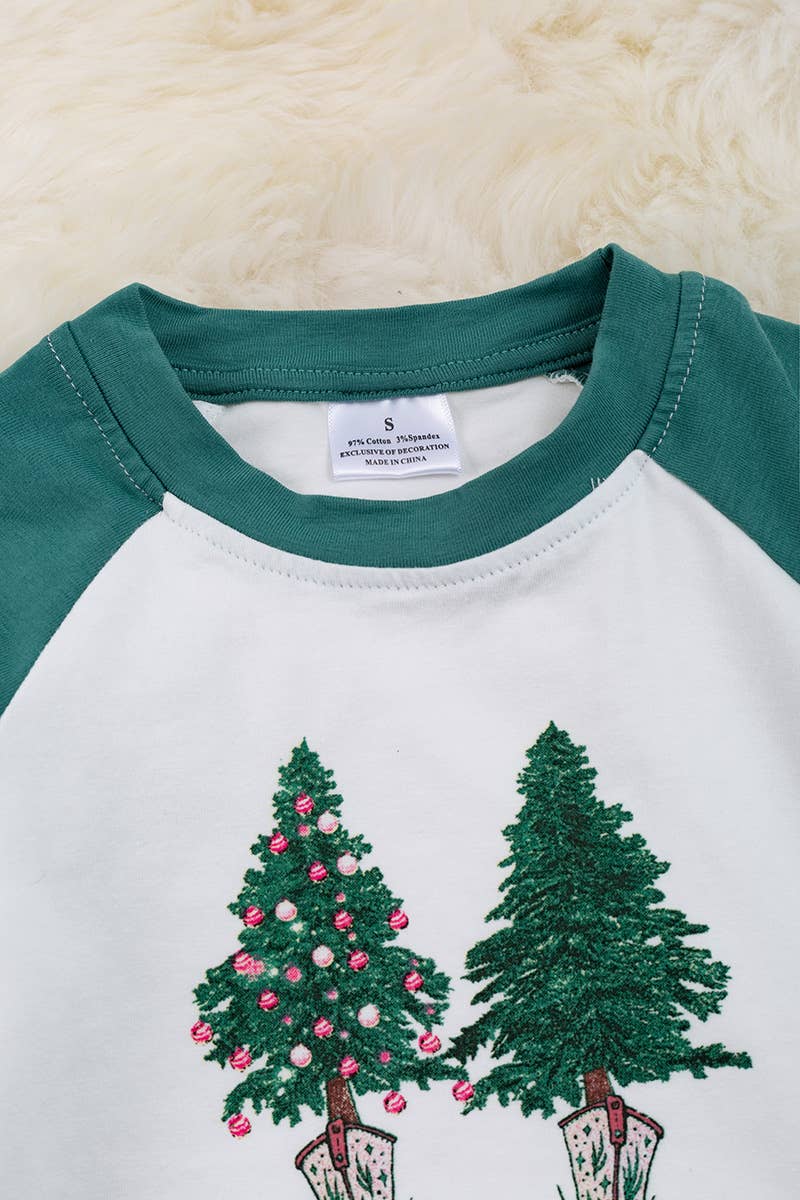 CHRISTMAS COWBOY" BOYS LONG SLEEVE RAGLAN. TPB50143010 JEANN