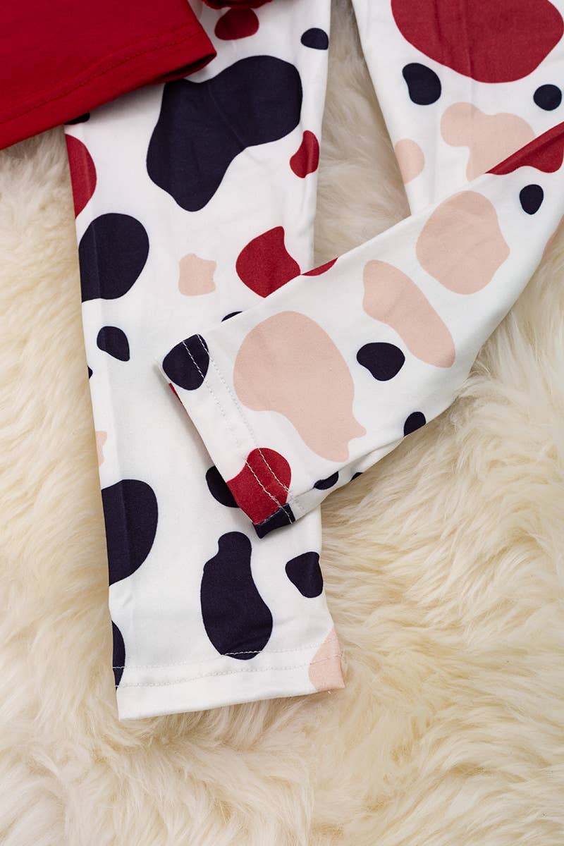 XO XO LOVE" BURGUNDY COW SET. OFG05203008 AMY