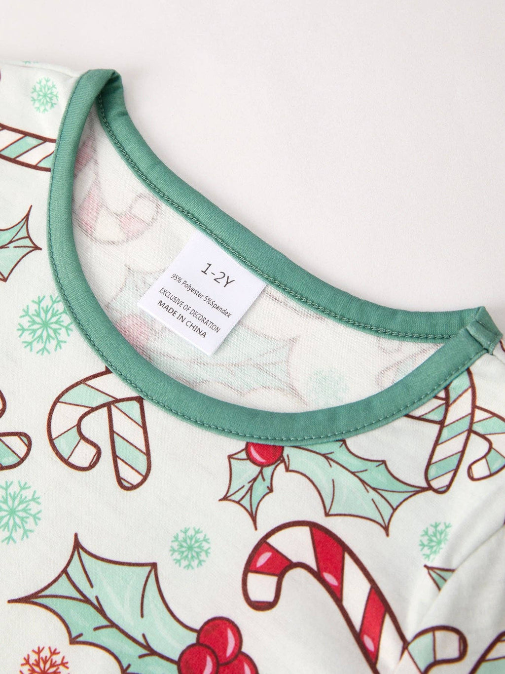 Christmas Print 2 Tops + 1 Pant Combination Girls Pajama Set