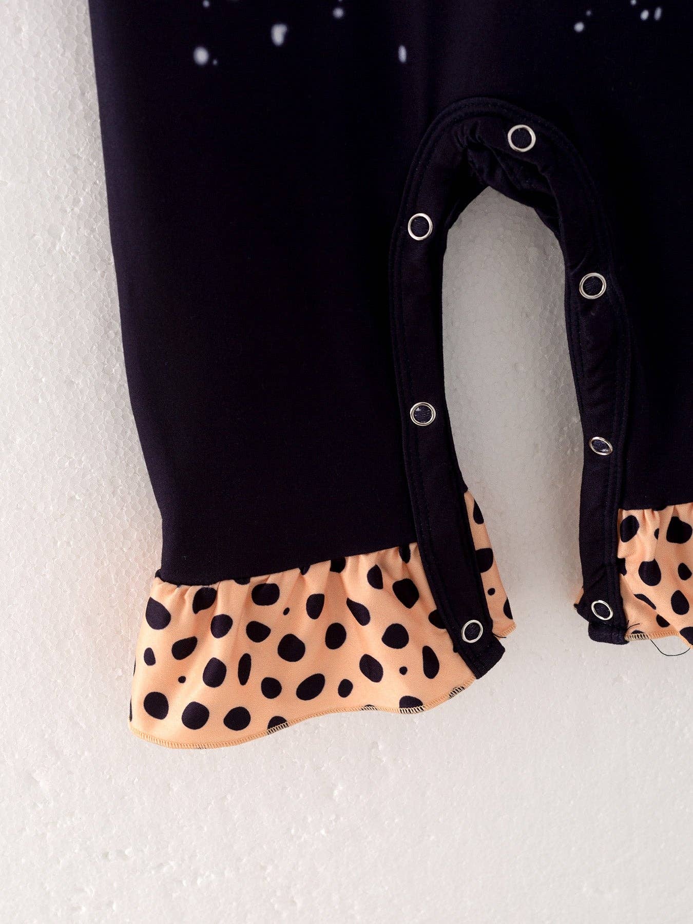 4 piece Baby Girl Autumn /Winter Letter Leopard OX O-neck Ruffle Romper Set